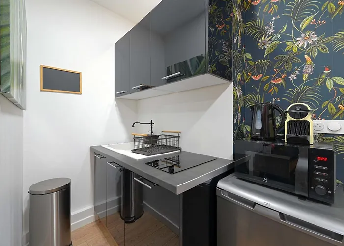 Modern Secure Studio- Perfect For 2- Catacombs * פריז