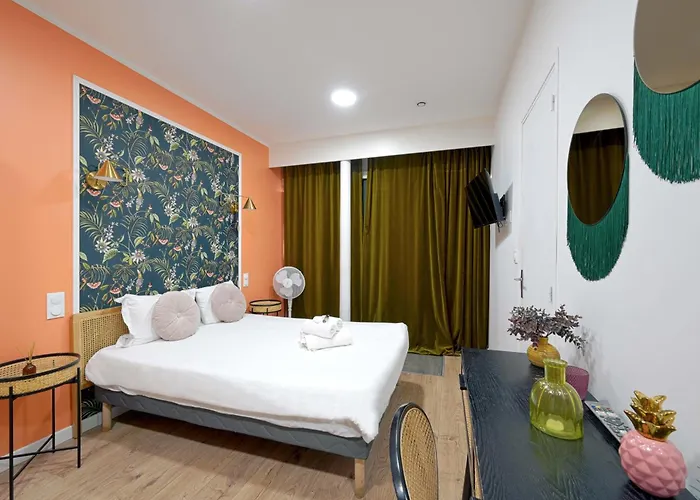 דירה Modern Secure Studio- Perfect For 2- Catacombs *